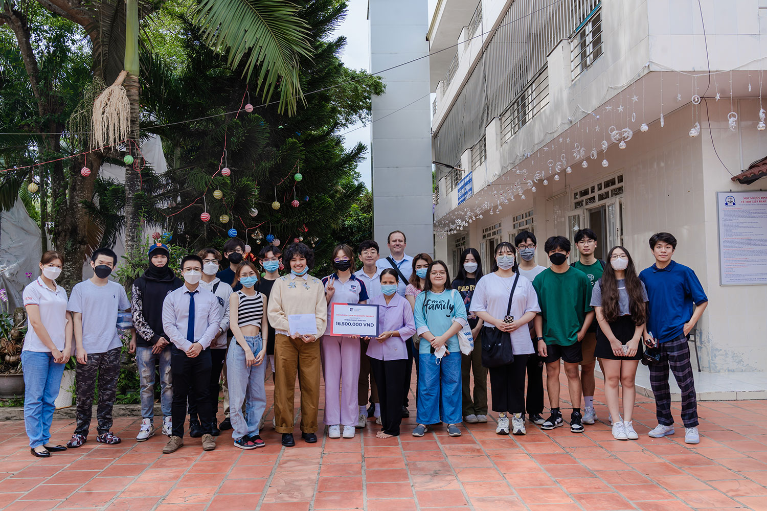 spread-the-love-with-snowdrop-community-service-project